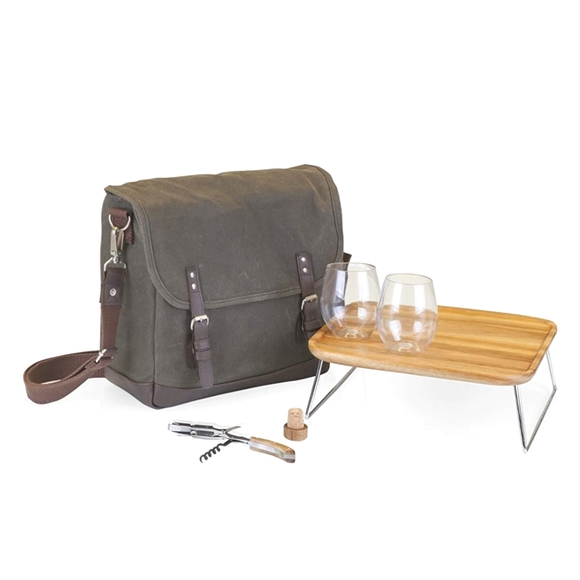 Legacy Other - NWT Legacy picnic time tote